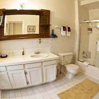 Queen Anne Bed And Breakfast Denver